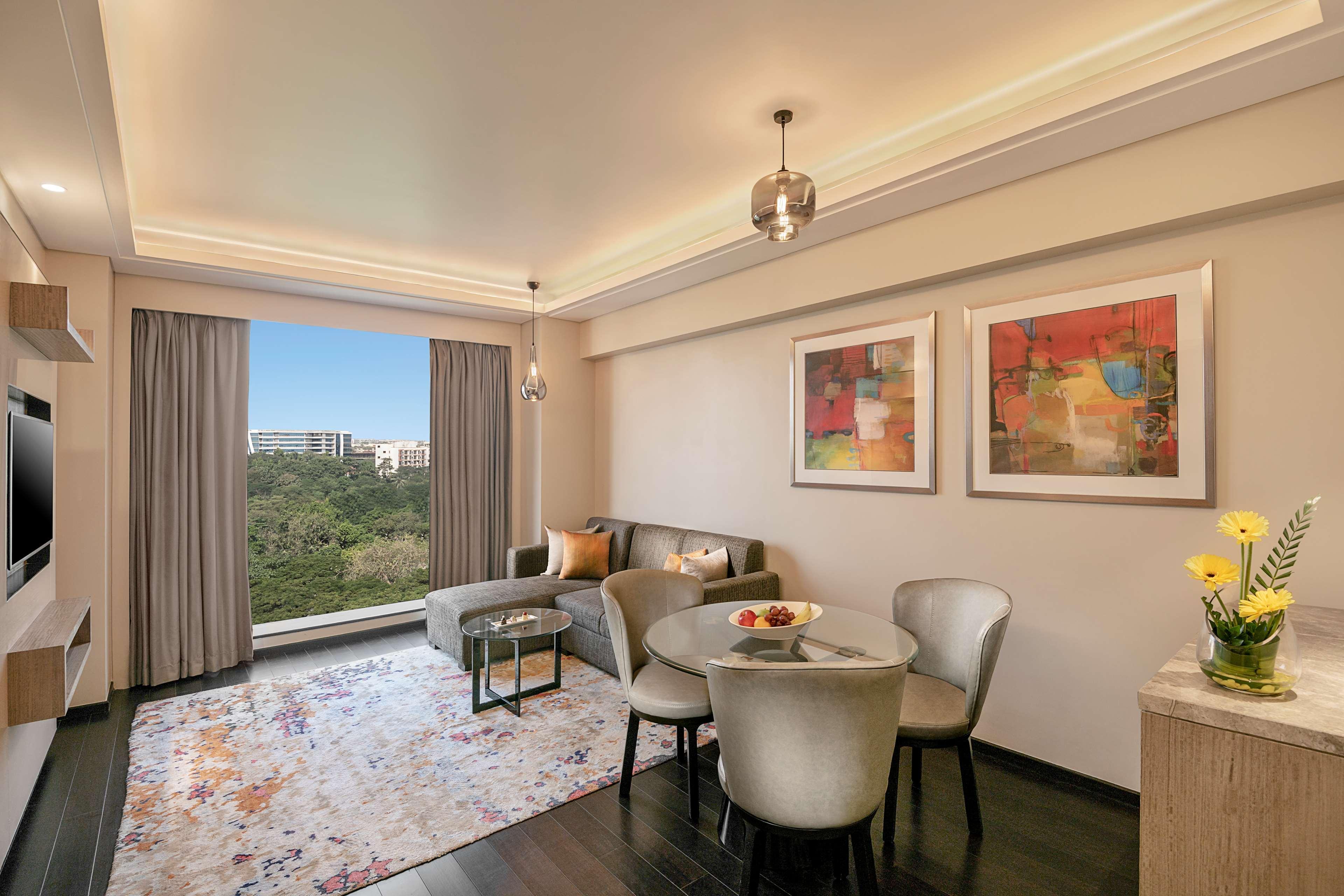 Radisson Mumbai Andheri Midc Exterior photo A living room at the Taj Mahal Palace