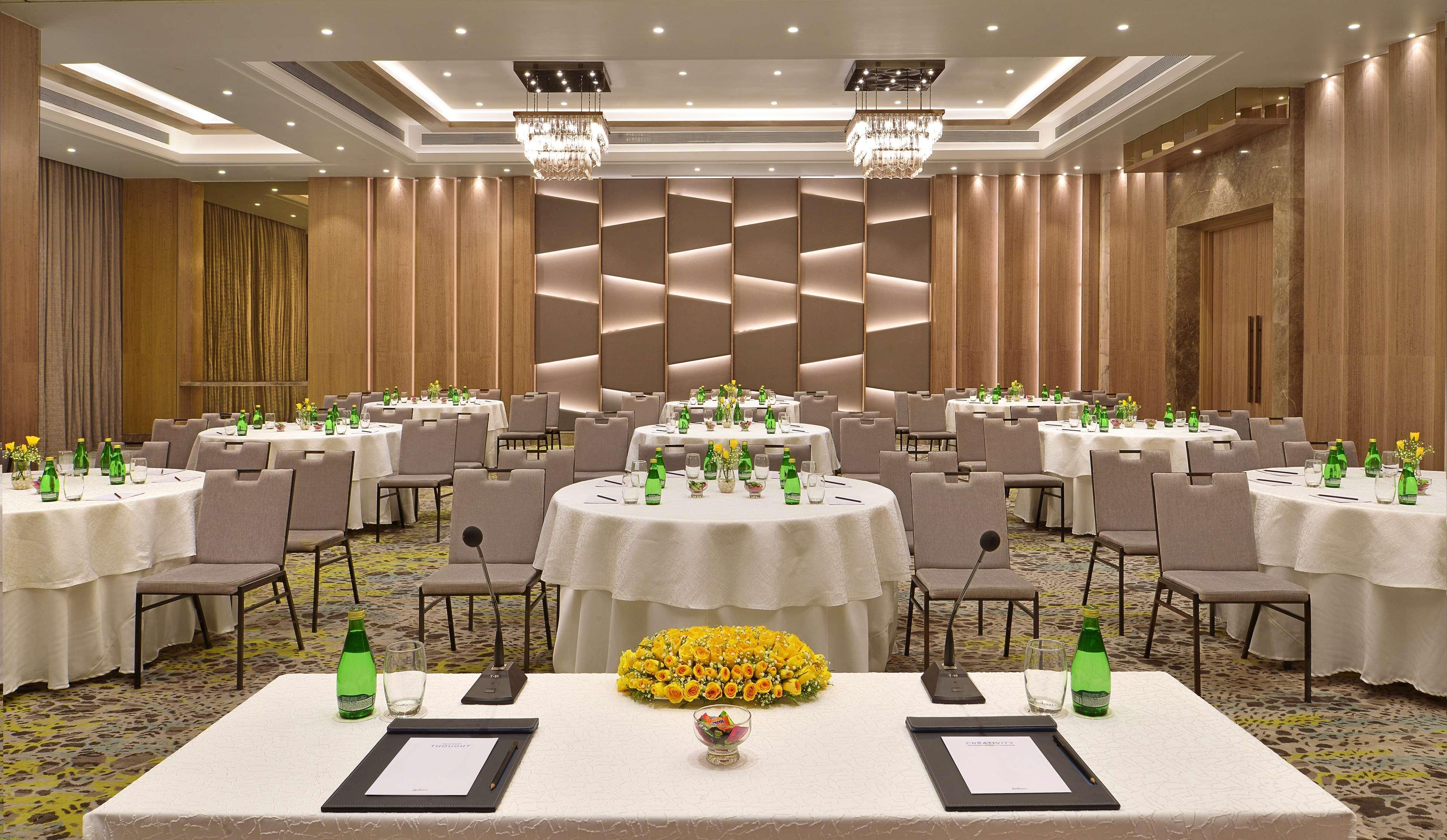 Radisson Mumbai Andheri Midc Exterior photo The ballroom