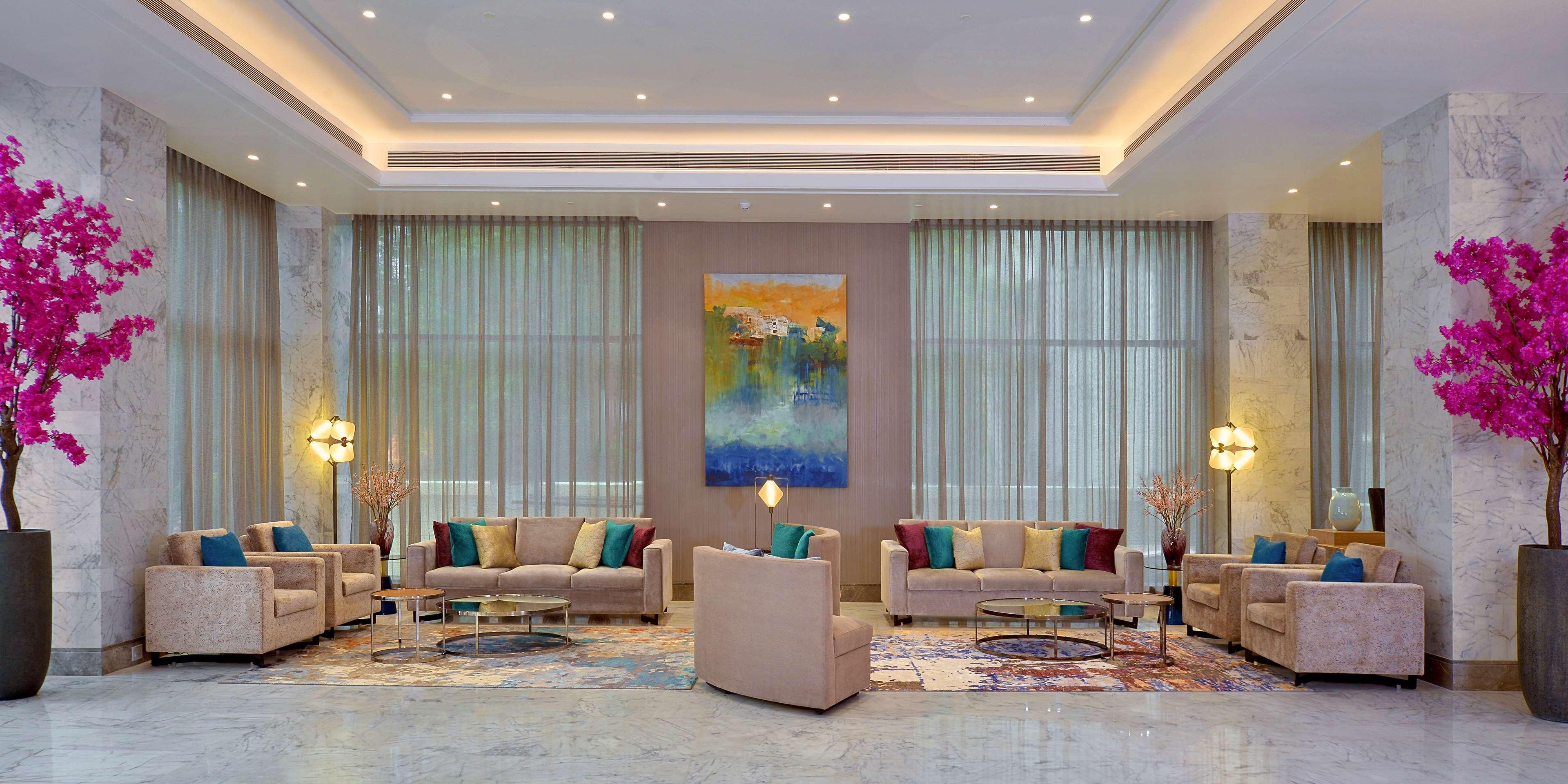 Radisson Mumbai Andheri Midc Exterior photo Lobby